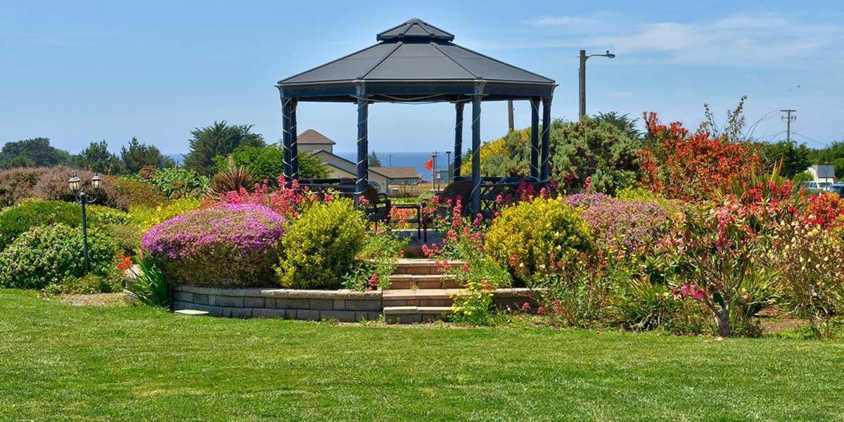 Surf Motel And Gardens Fort Bragg Exterior foto