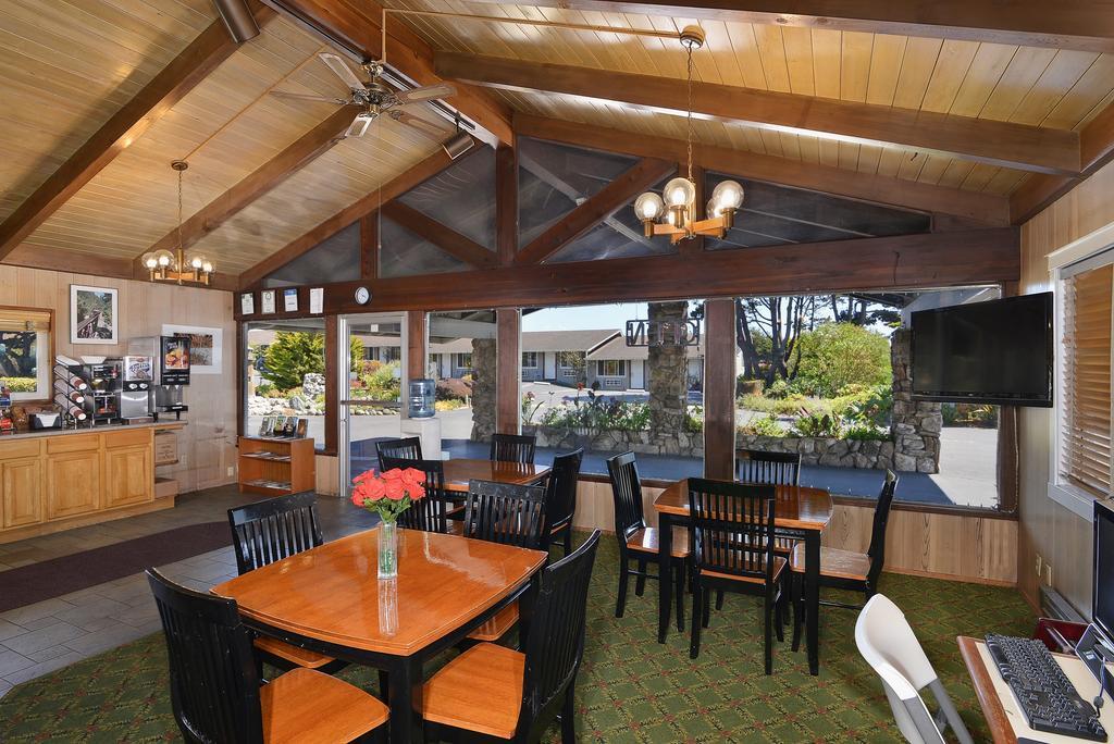 Surf Motel And Gardens Fort Bragg Exterior foto